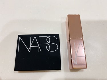 ミニオーガズム リップ＆ハイライターデュオ/NARS/ハイライトを使ったクチコミ（2枚目）