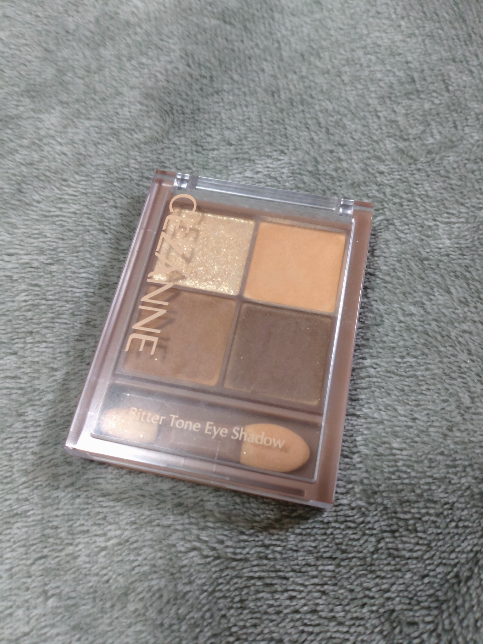 ビタートーンアイシャドウ/CEZANNE/パウダーアイシャドウを使ったクチコミ（1枚目）