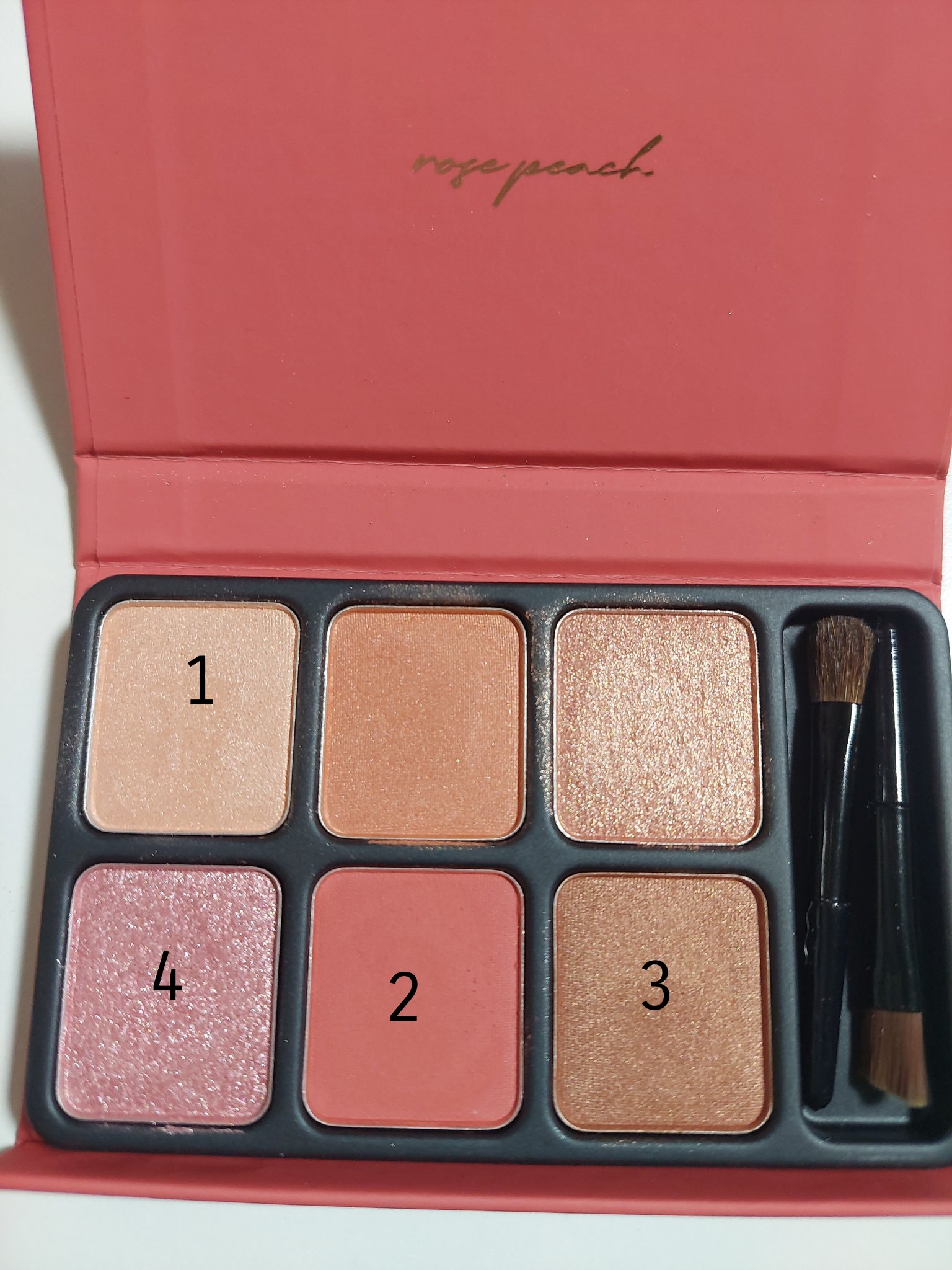 アイカラーパレット/heme/アイシャドウパレットを使ったクチコミ（3枚目）