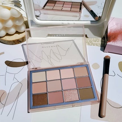 ソフトブラーリングアイパレット/wakemake/アイシャドウパレットを使ったクチコミ(1枚目)