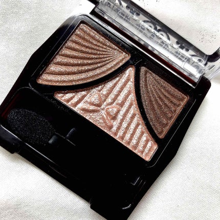 ジューシーピュアアイズ/キャンメイク/アイシャドウパレットを使ったクチコミ(3枚目)