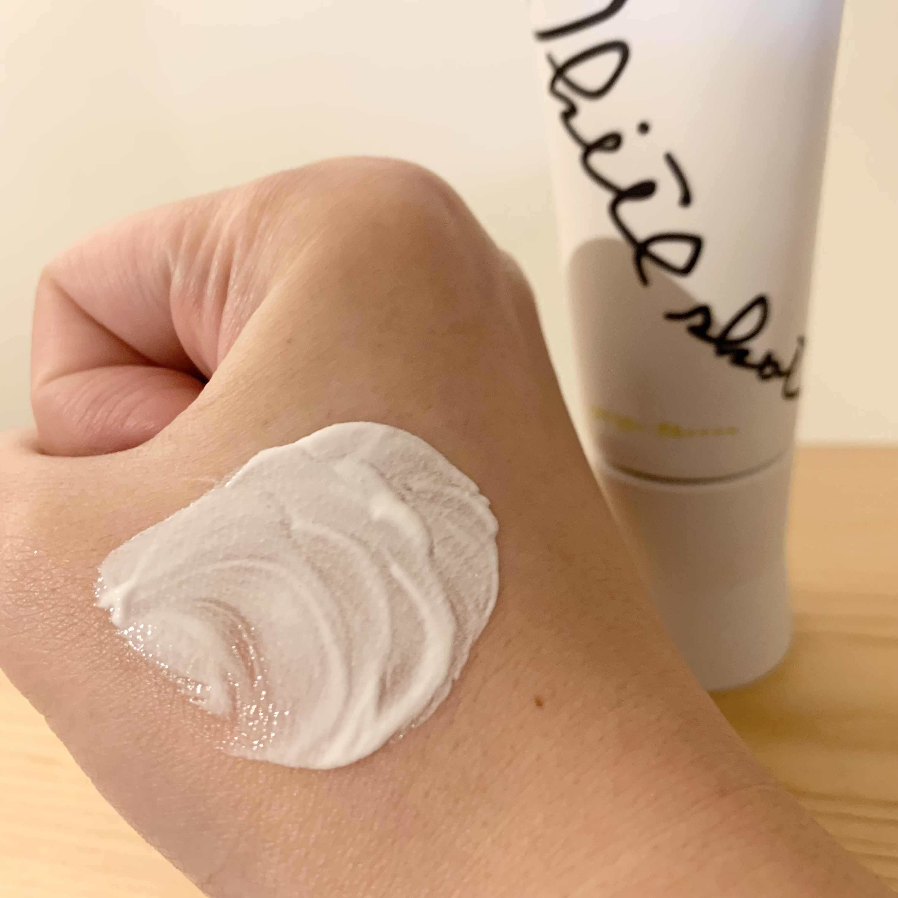 スキンプロテクター DX/ホワイトショット/日焼け止めクリームを使ったクチコミ（2枚目）