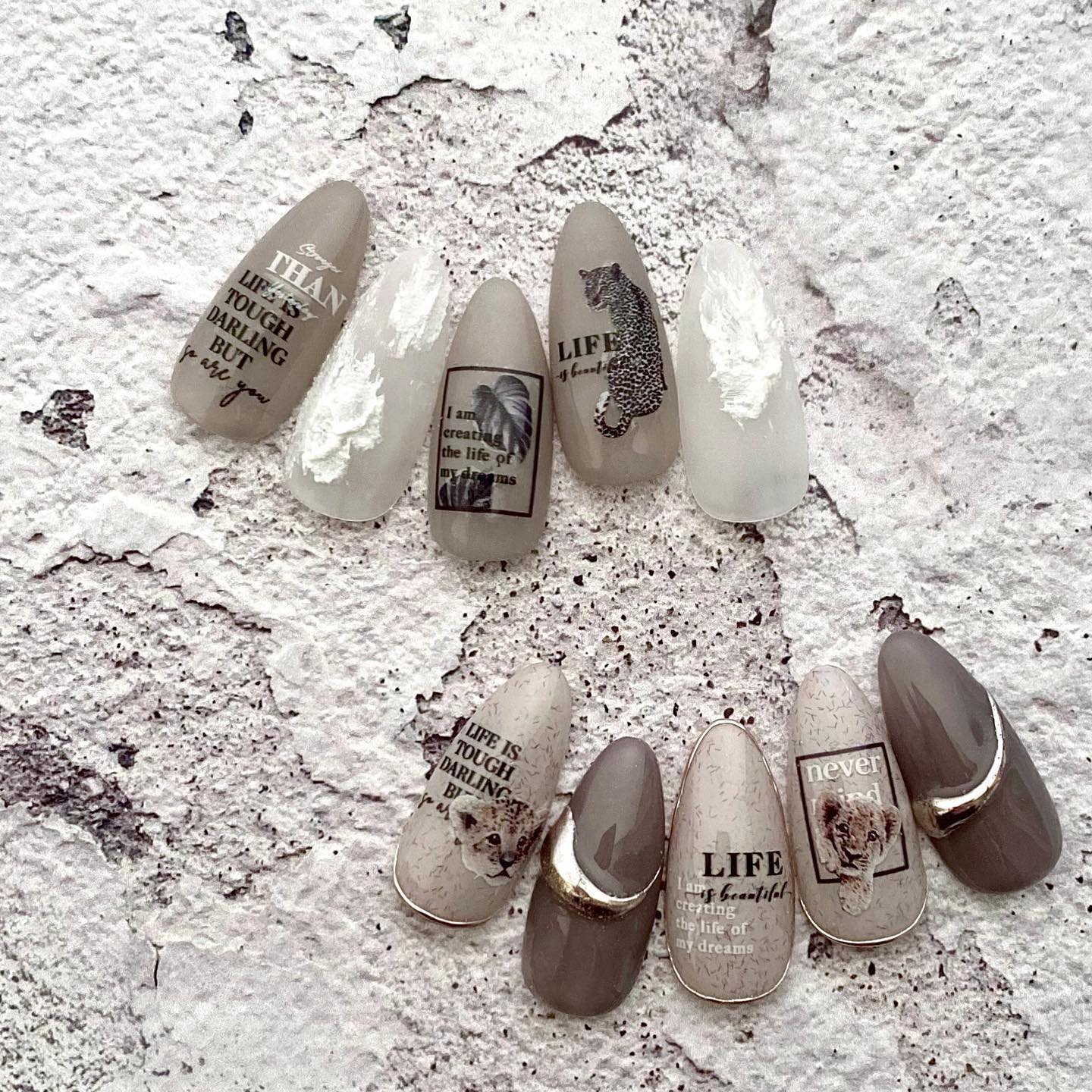 #アニマルネイル,#レオパードネイル,#豹柄ネイル,#ミラーネイル,#ニュアンスネイル,#マットネイル,#ライオンネイル,#モノトーンネイル,#くすみネイル,#クリアネイル,#囲みネイル,#上品ネイルのネイルデザイン