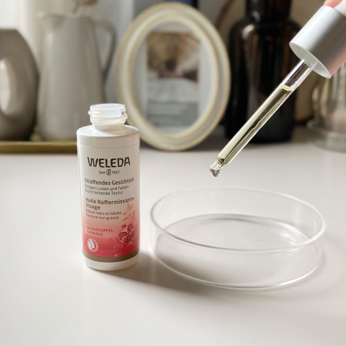 ざくろ フェイシャルオイル/WELEDA/フェイスオイルを使ったクチコミ(2枚目)