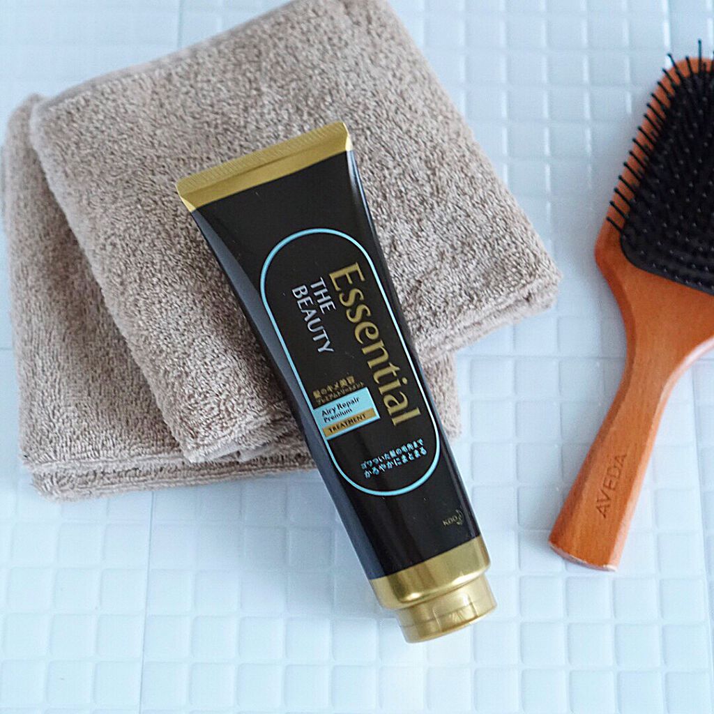 THE BEAUTY 髪のキメ美容プレミアムトリートメント<モイストリペアプレミアム>/エッセンシャル/洗い流すヘアトリートメントを使ったクチコミ(1枚目)