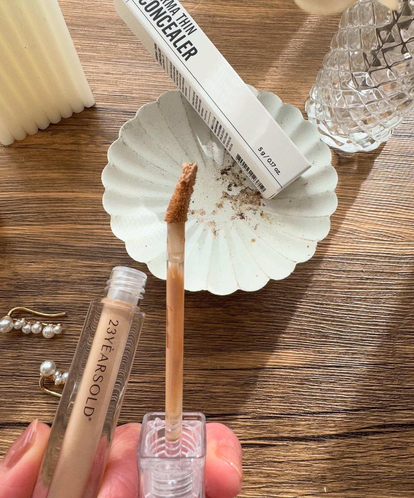 ダーマシンコンシーラー/23years old/リキッドコンシーラーを使ったクチコミ（2枚目）