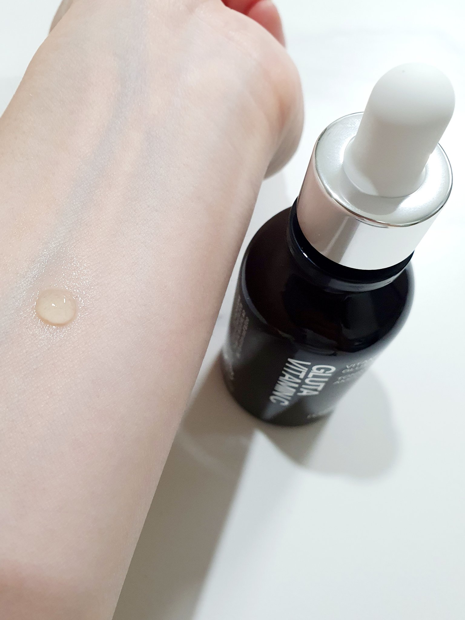 グルタ ビタミンC トーニング アンプル/IOPE/美容液を使ったクチコミ（3枚目）