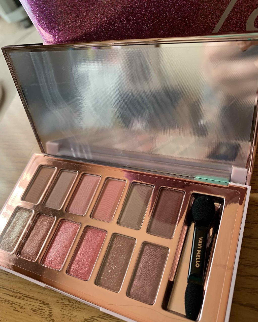 バレンタインボックス/VAVI MELLO/アイシャドウパレットを使ったクチコミ(1枚目)