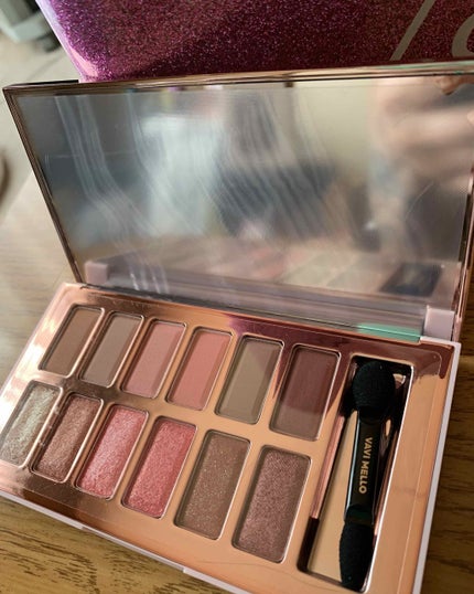 バレンタインボックス/VAVI MELLO/アイシャドウパレットを使ったクチコミ(1枚目)