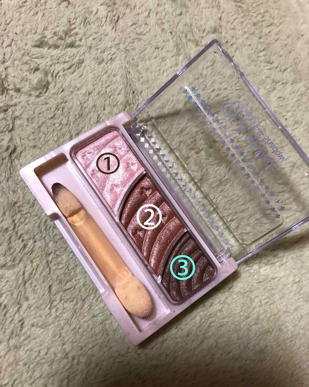 トーンアップアイシャドウ/CEZANNE/アイシャドウパレットを使ったクチコミ（2枚目）