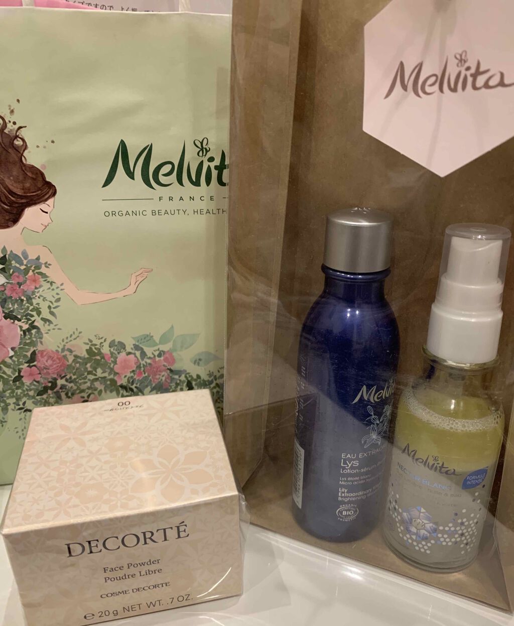 AQ MW フェイスパウダー/DECORTÉ/ルースパウダーを使ったクチコミ（1枚目）