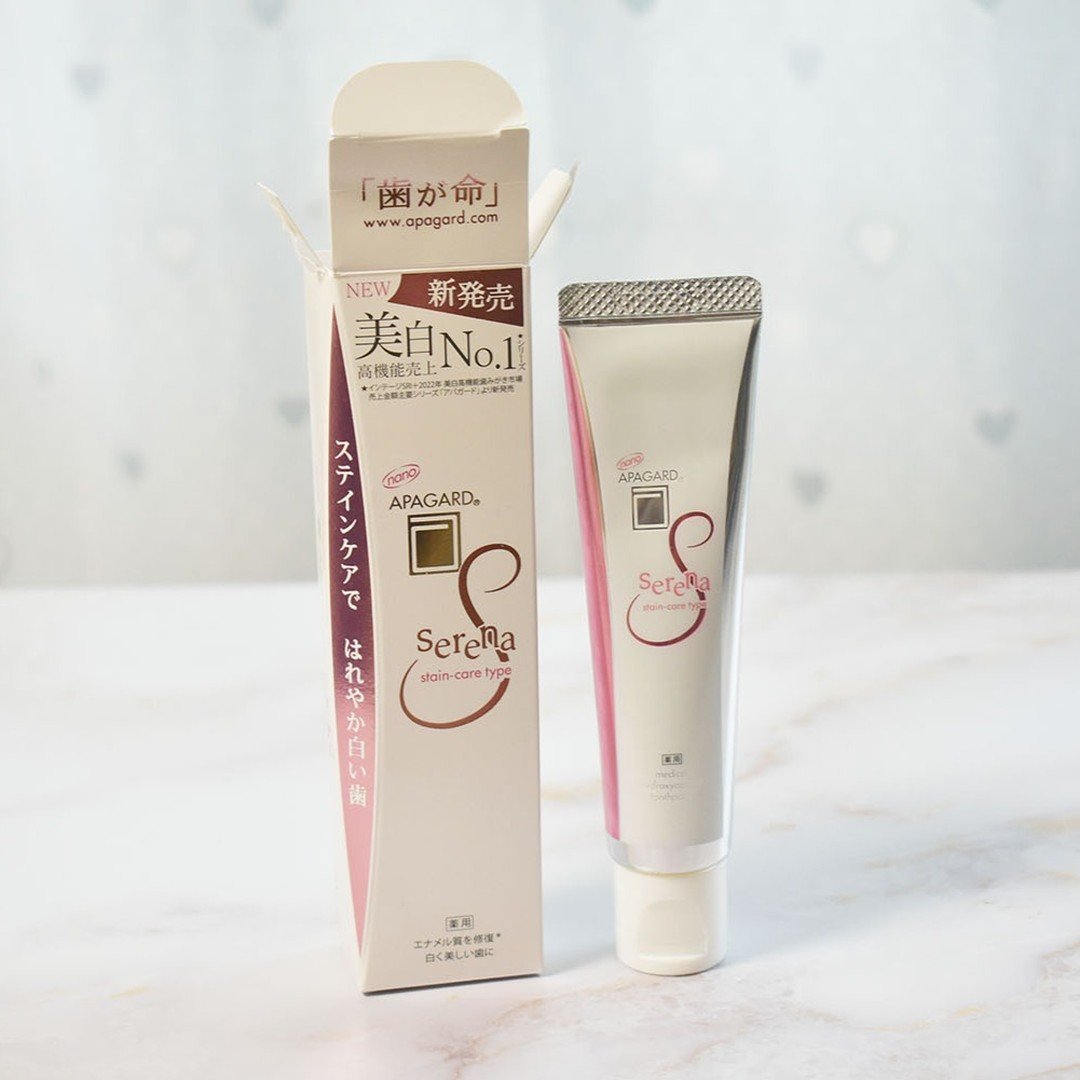 アパガードのハミガキと歯ブラシをつかってみました
クリスタルがついている歯ブラシがかわいい
───────────
アパガードセレナ53g 
［医薬部外品］薬用歯みがき 
販売名：サンギMSR
容量：53g
価格：847円(税込)
発売日：