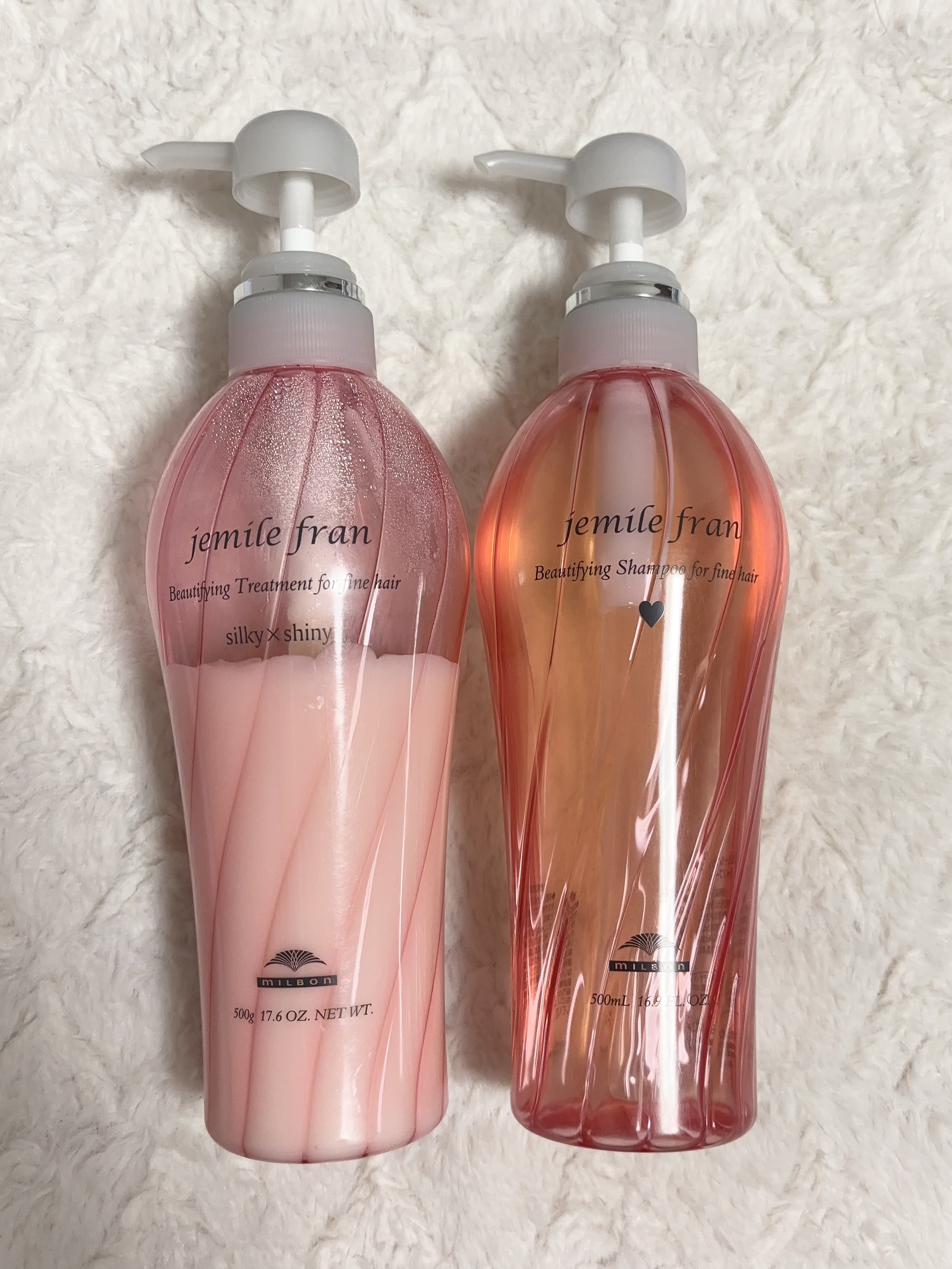 トリートメント シルキーシャイニー さらツヤタイプ/ジェミールフラン/洗い流すヘアトリートメントを使ったクチコミ（1枚目）