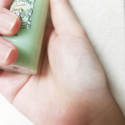 薬用ソフトストーンW ”カラーコントロール”/デオナチュレ/デオドラント・制汗剤を使ったクチコミ(3枚目)