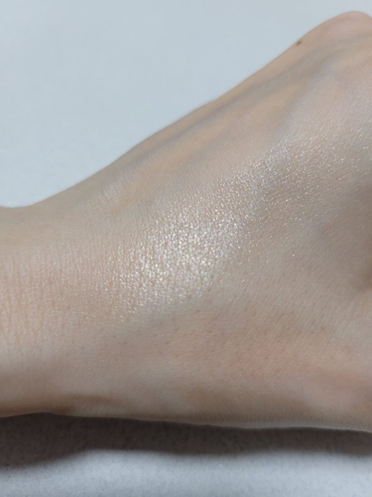 ドレープド シマーグロウ/excel/パウダーハイライトを使ったクチコミ（3枚目）