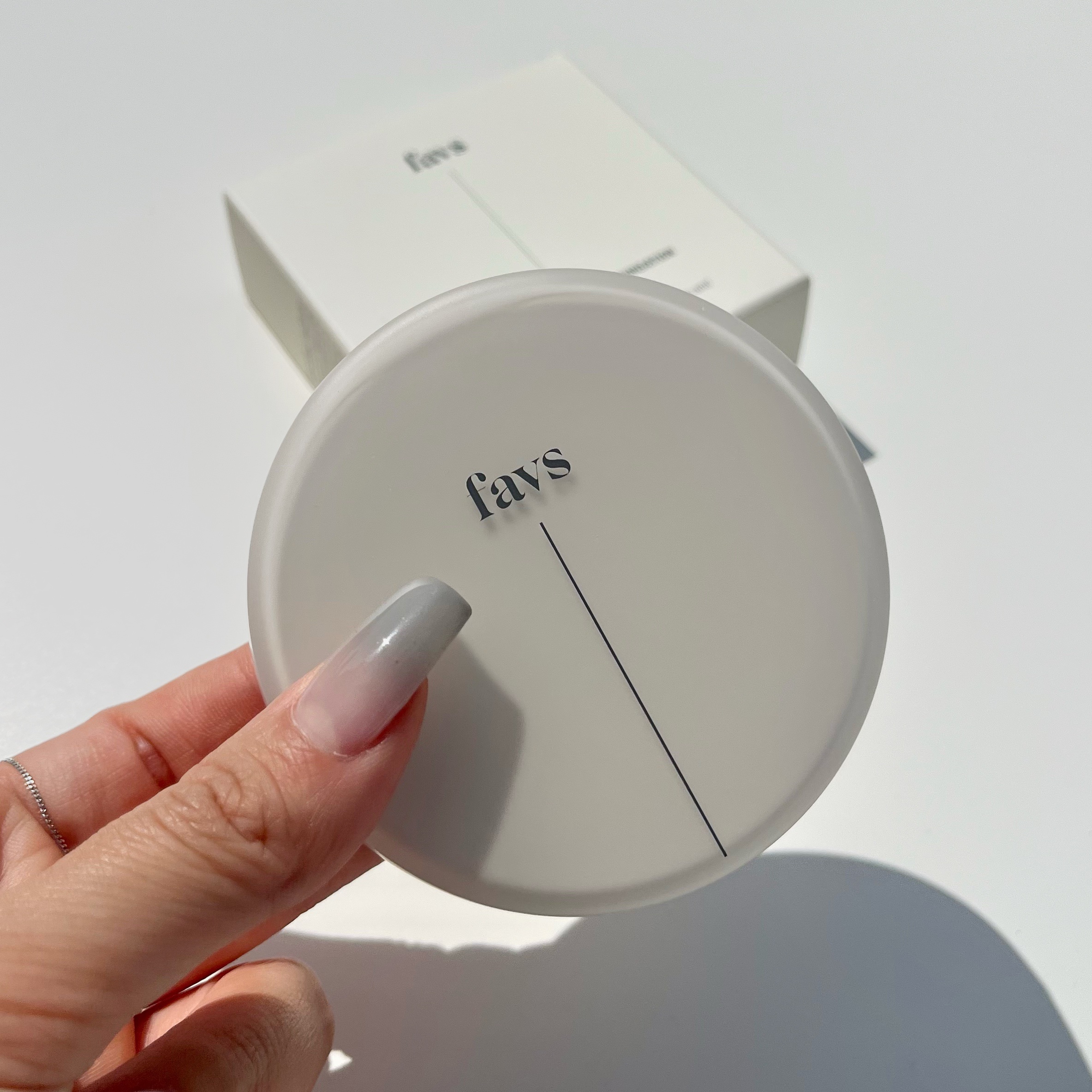 カーミンググロウアップクッションファンデーション/favs/リキッドファンデーションを使ったクチコミ（1枚目）