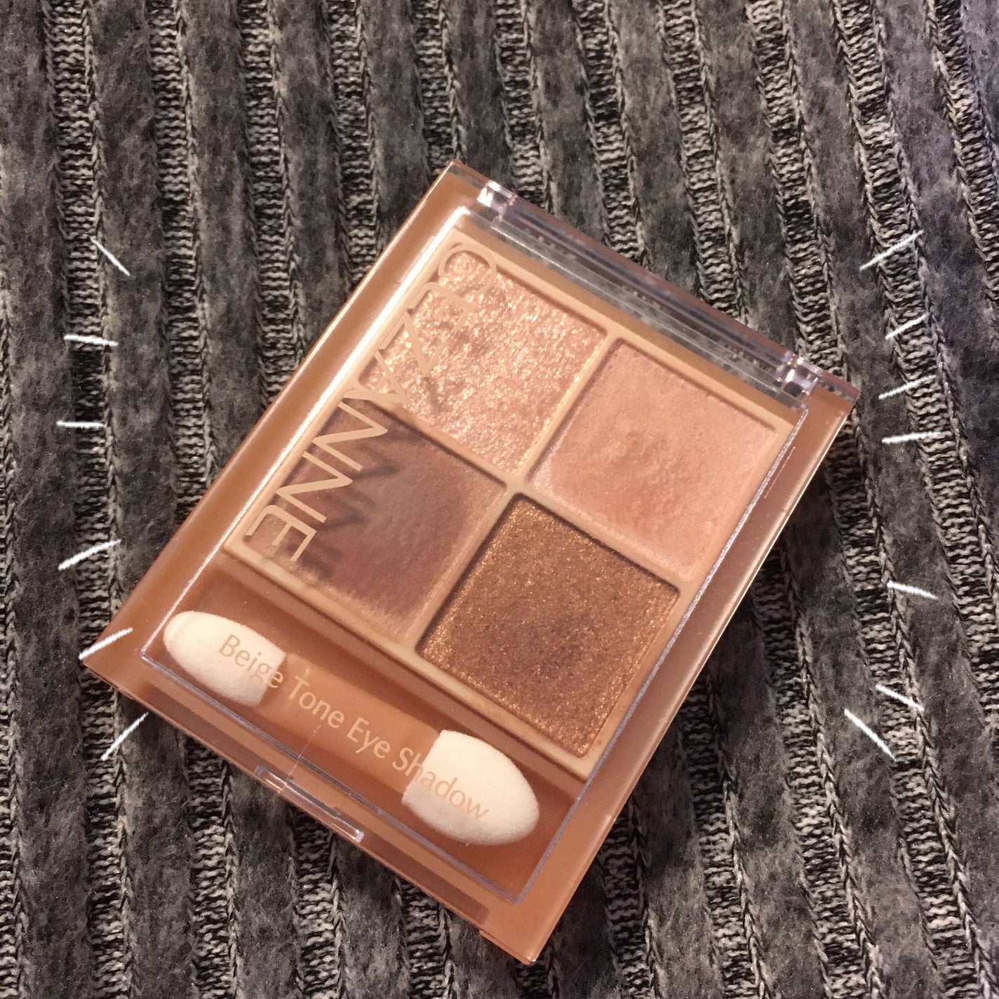 ベージュトーンアイシャドウ/CEZANNE/アイシャドウパレットを使ったクチコミ(1枚目)