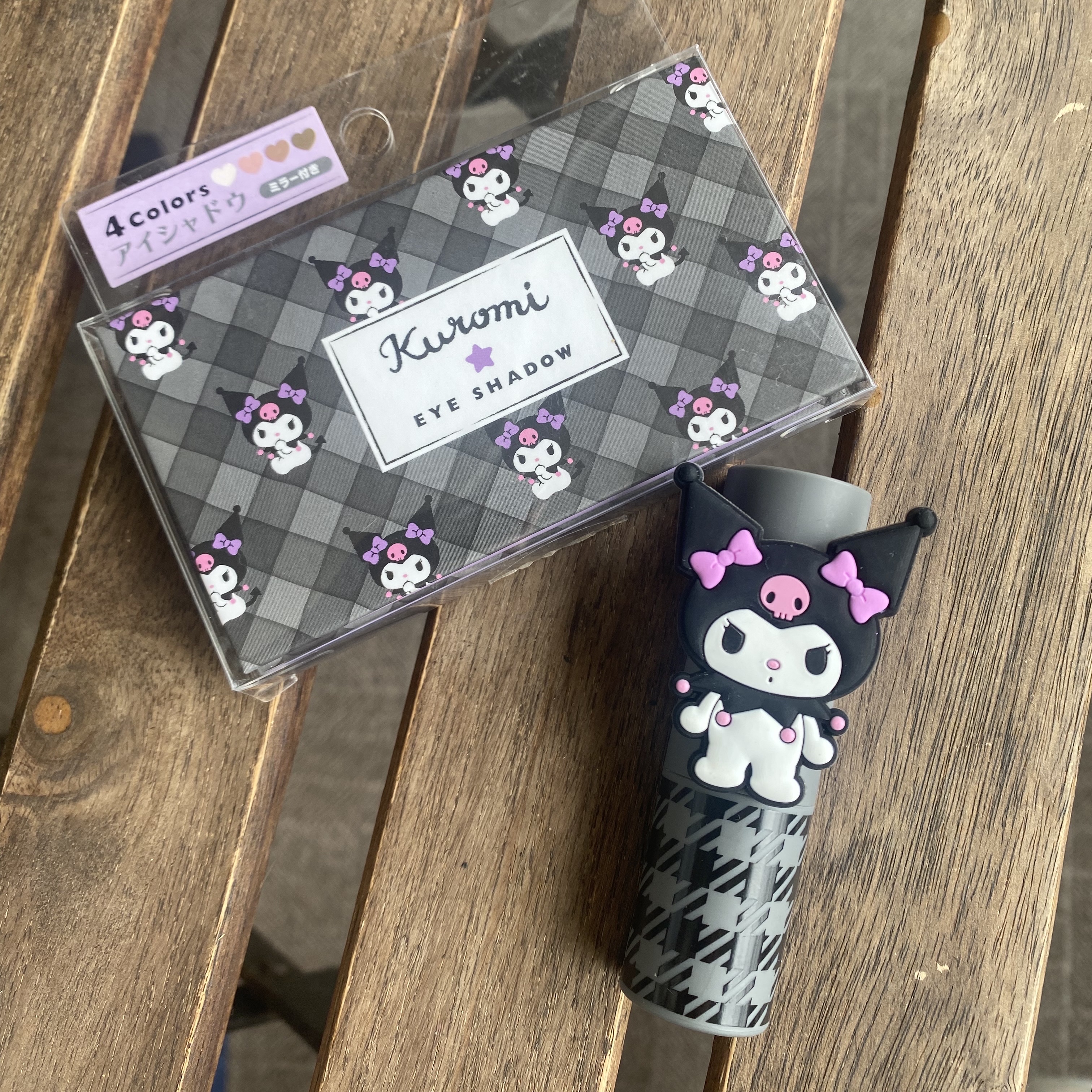 4色アイシャドウパレット/サンリオ/アイシャドウパレットを使ったクチコミ（2枚目）