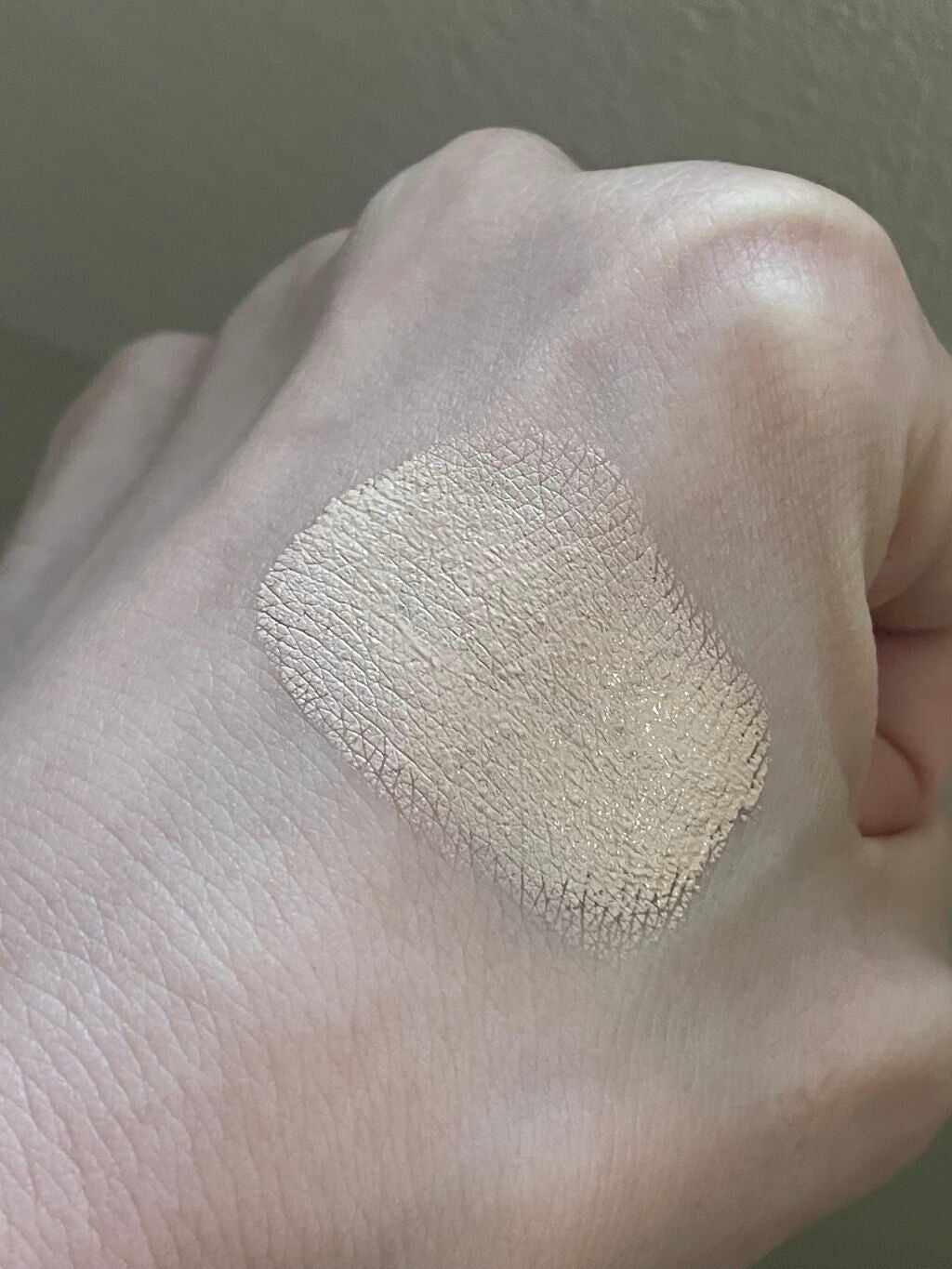 シェイド アンド イルミネイト コンシーラー /TOM FORD BEAUTY/リキッドコンシーラーを使ったクチコミ(2枚目)