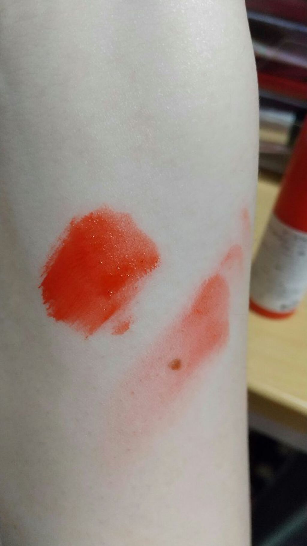 ビビッドコットン インクティント ブラー/innisfree/口紅を使ったクチコミ（2枚目）