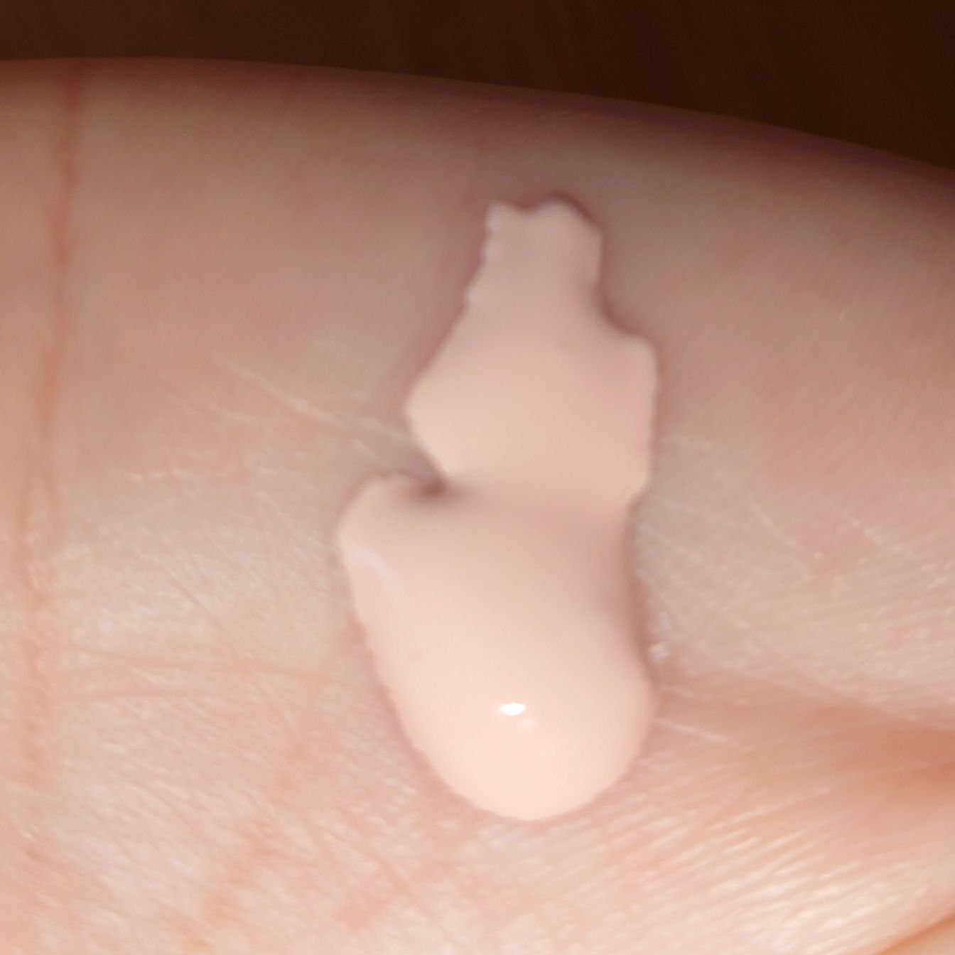 アドバンスバリア デイエッセンス/iniks/日焼け止めローションを使ったクチコミ（2枚目）