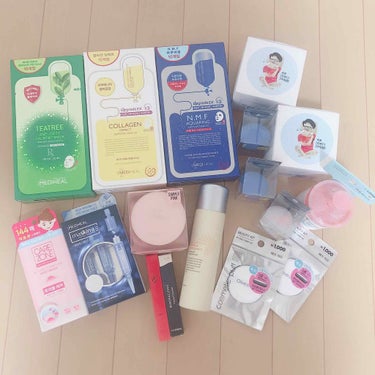 💄♡♡購入品

先日韓国にいった時の購入品です🇰🇷💕半年ぶりぐらいだったので、使い切ったものの補充がほとんどかな！！

洋服もお菓子もたくさんかったからキャリー＋お土産バックがぱんぱんでした🤣🤣

 #