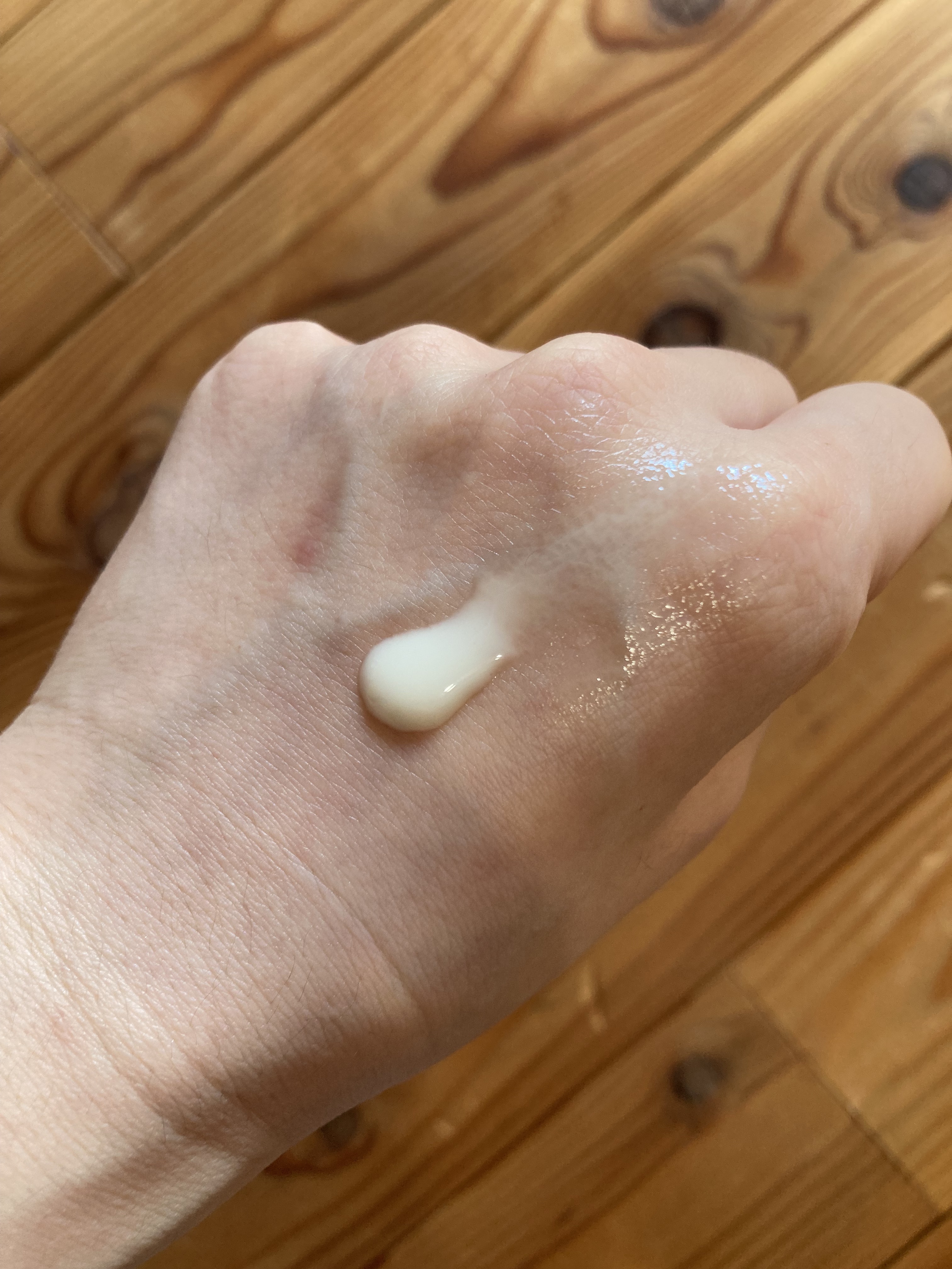 ニベアUV ディープ プロテクト＆ケア ジェル/ニベア/日焼け止めジェルを使ったクチコミ（2枚目）