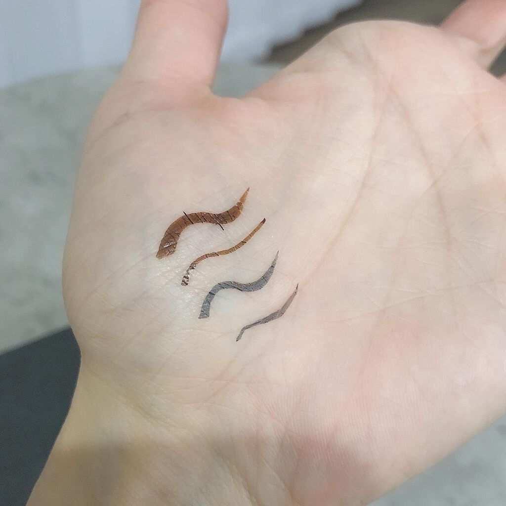 PRETTY EYES/xixi/リキッドアイライナーを使ったクチコミ（2枚目）