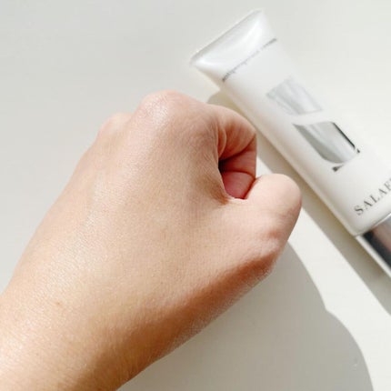 Runa on LIPS 「..▶︎サラフェプラス実はこれなんと日本初の顔専用の制汗クリー..」(5枚目)