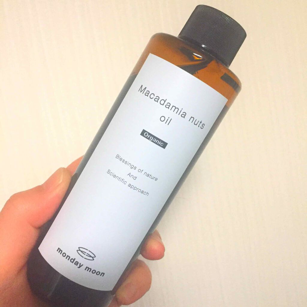 精製マカダミアナッツオイル/マンデイムーン/フェイスオイルを使ったクチコミ(1枚目)