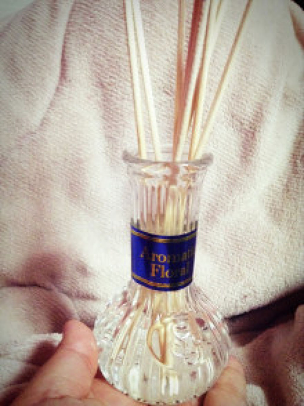 小林製薬 香るスティックのクチコミ「いろんな香りが発売されているので気分にあわせて、お部屋にあわせておくことができます。
とても.....」（3枚目）