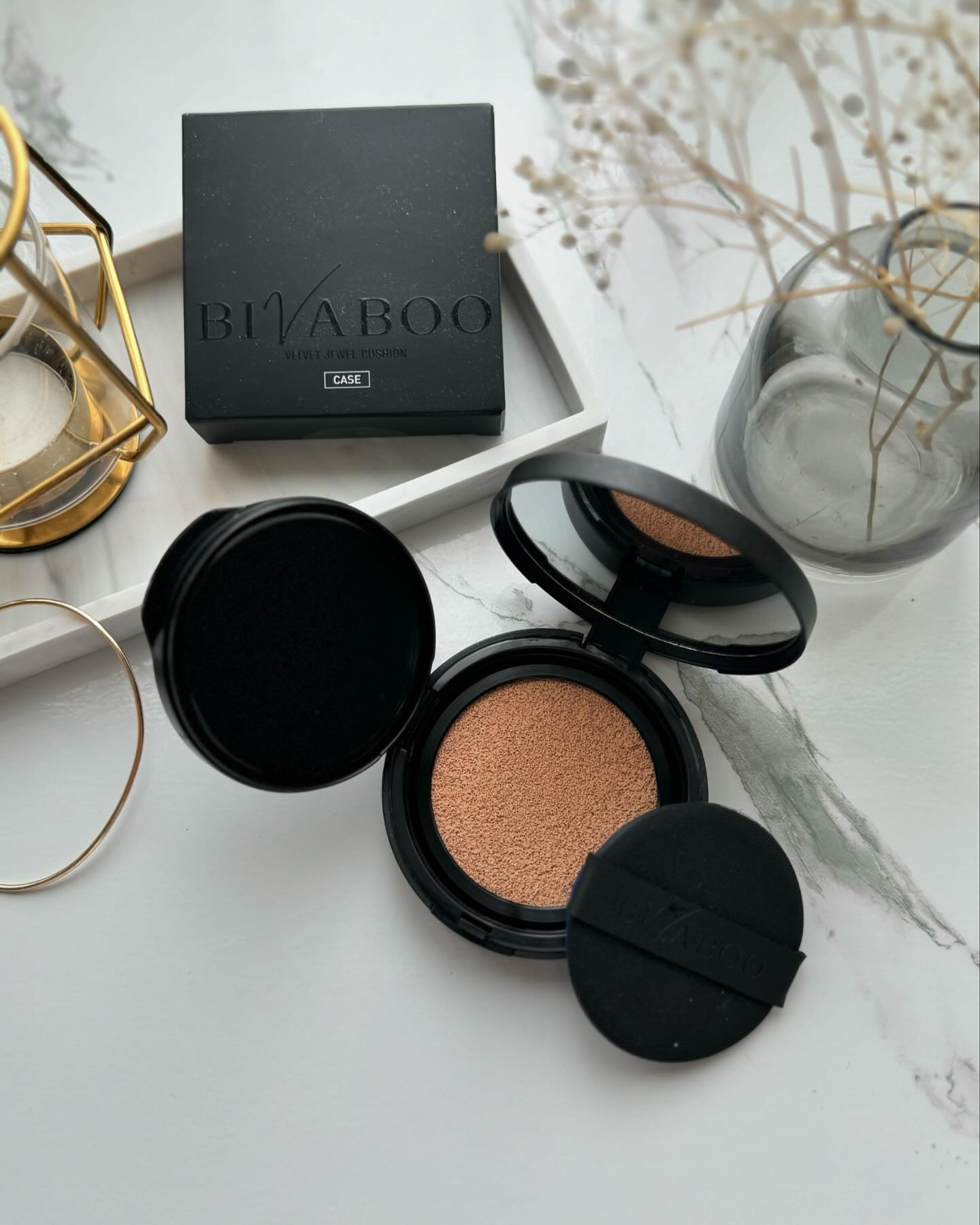 ベルベットジュエルクッション/BIVABOO/クッションファンデーションを使ったクチコミ（1枚目）