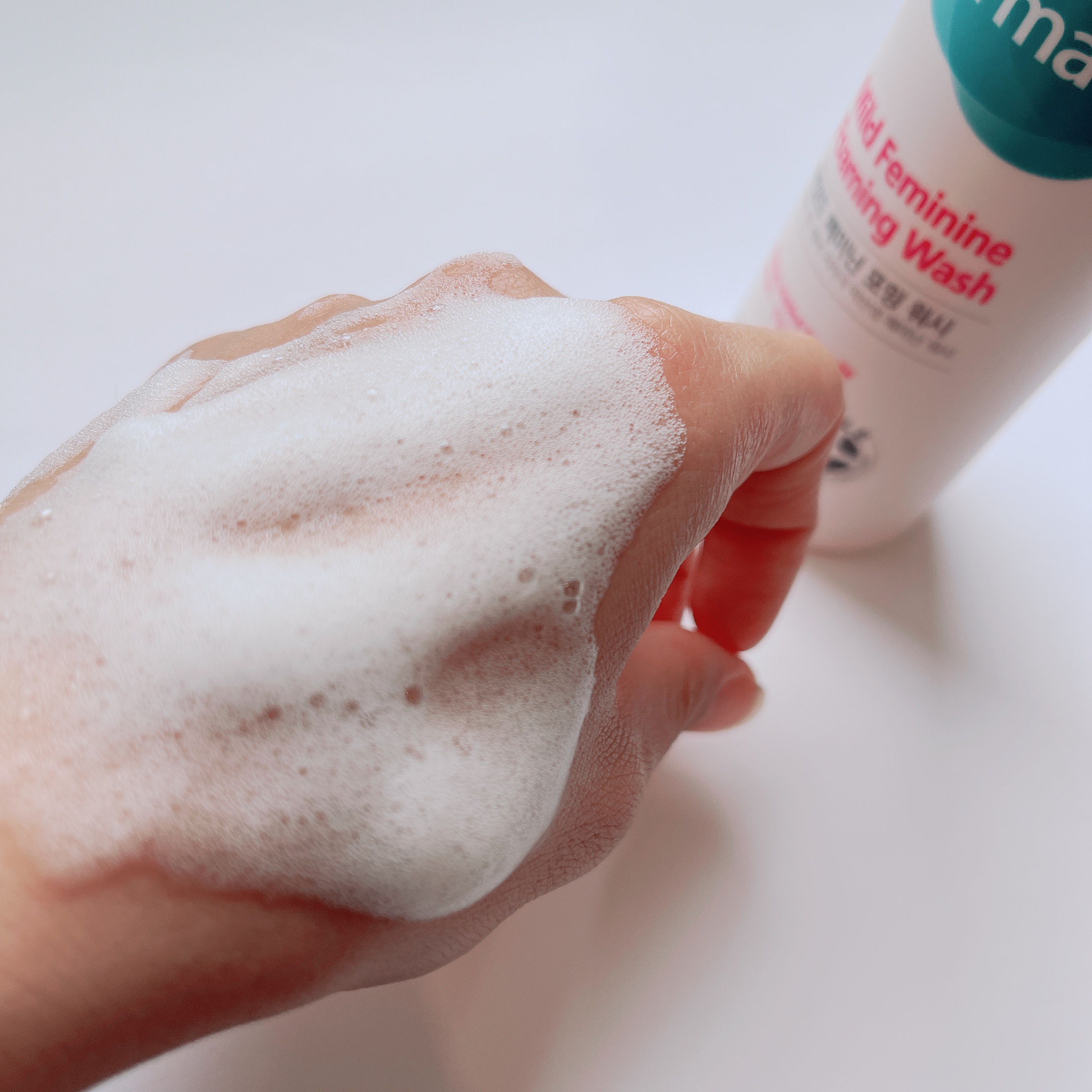 マイルドフェミニンフォーミングウォッシュ/Derma:B/デリケートゾーンケアを使ったクチコミ（3枚目）