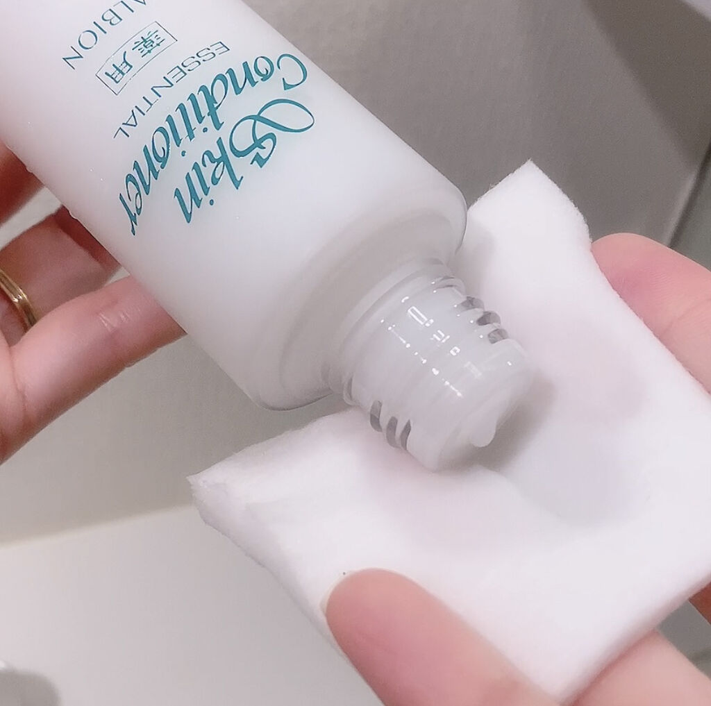 ALBION アルビオン 薬用スキンコンディショナー エッセンシャルのクチコミ「୨୧┈┈┈┈┈┈┈┈┈┈┈┈┈┈┈୨୧
💚 𝐀𝐋𝐁𝐈𝐎𝐍ㅤ
🤍 薬用スキンコンディショナー 
.....」（3枚目）