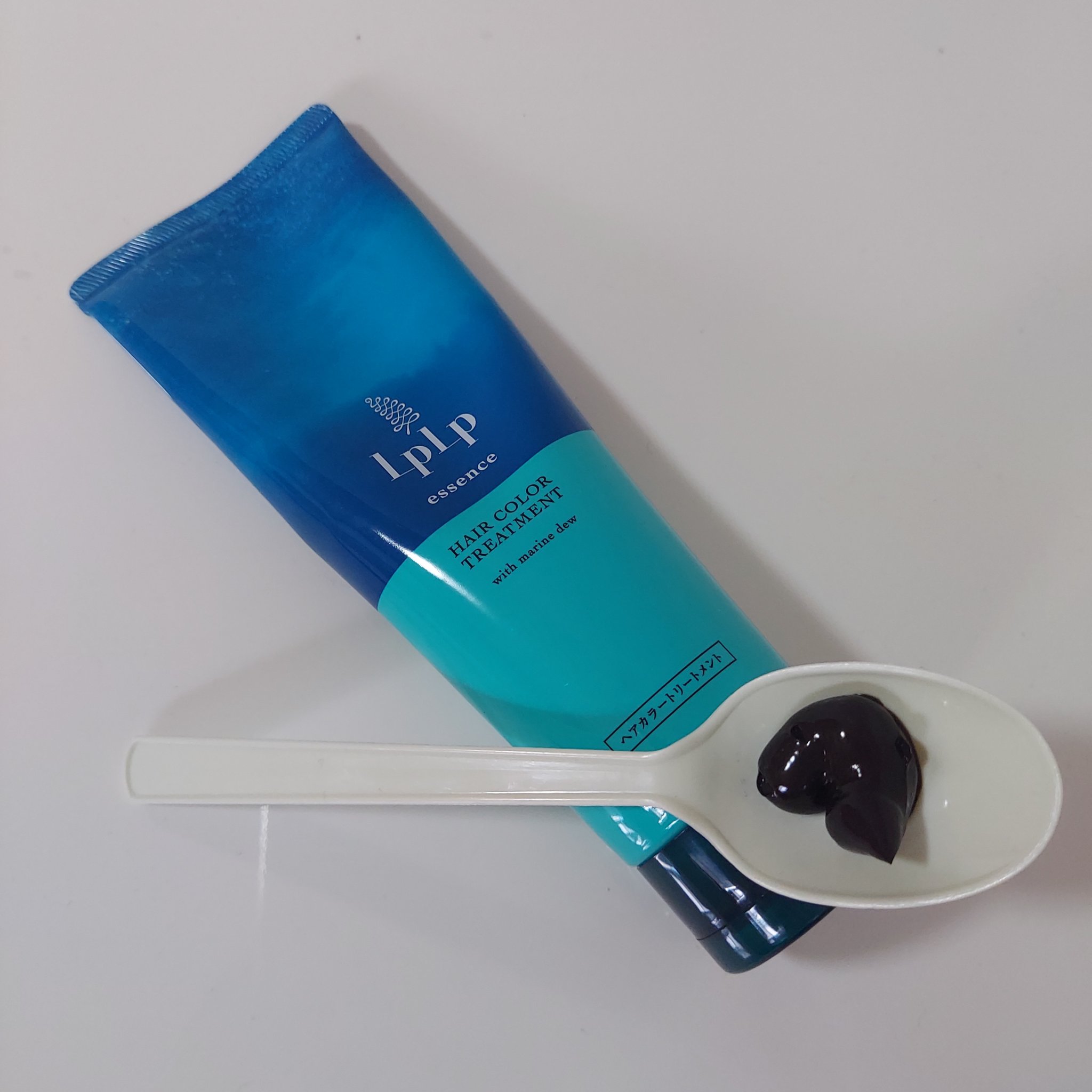 エッセンスカラートリートメント/LPLP(ルプルプ)/ヘアカラーを使ったクチコミ（2枚目）