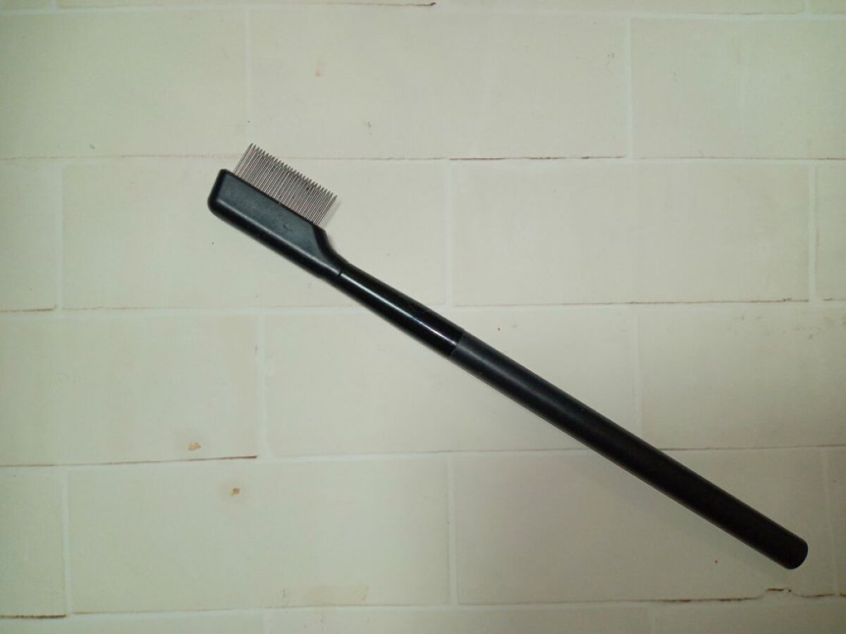 UR GLAM    EYELASH COMB/U R GLAM/メイクブラシを使ったクチコミ（1枚目）