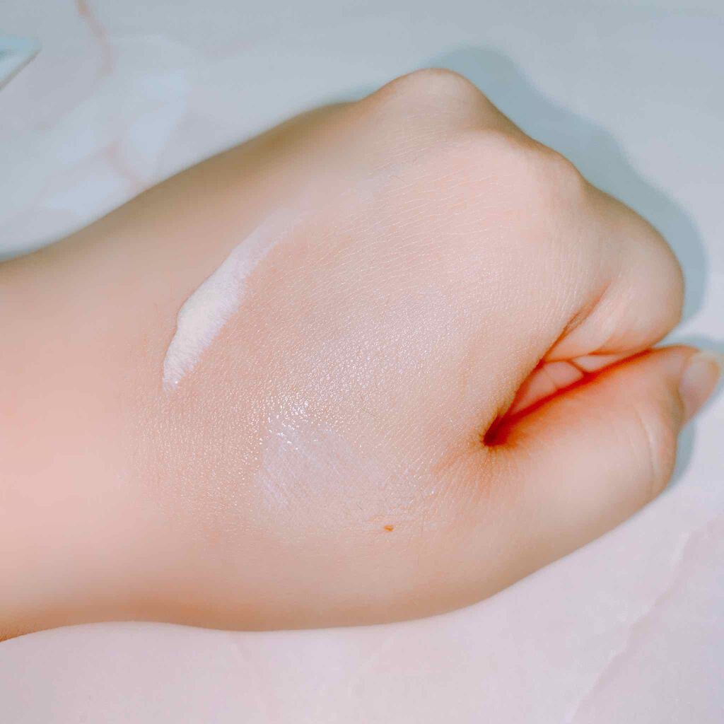 ビオレUV アクアリッチ 美白エッセンス SPF50+/ビオレ/日焼け止め・UVケアを使ったクチコミ（2枚目）