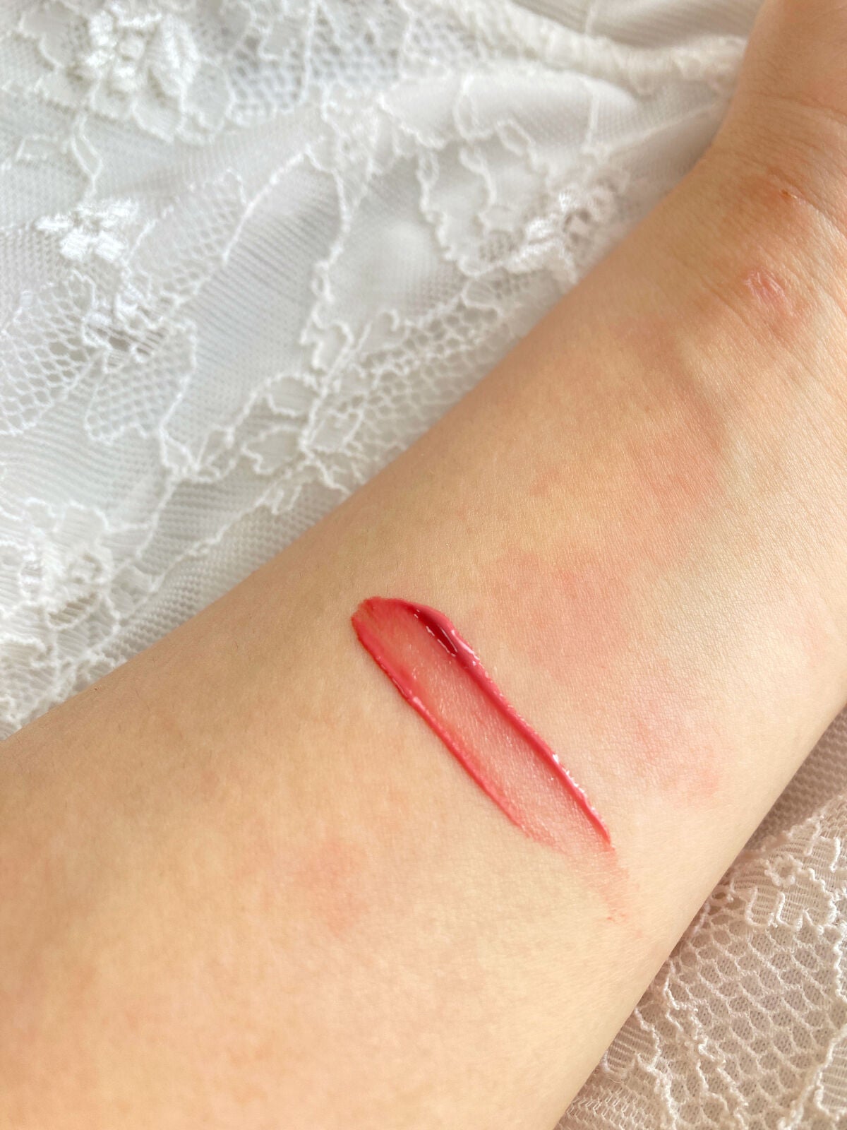 ジューシーラスティングティント/rom&nd/リップティントを使ったクチコミ(2枚目)