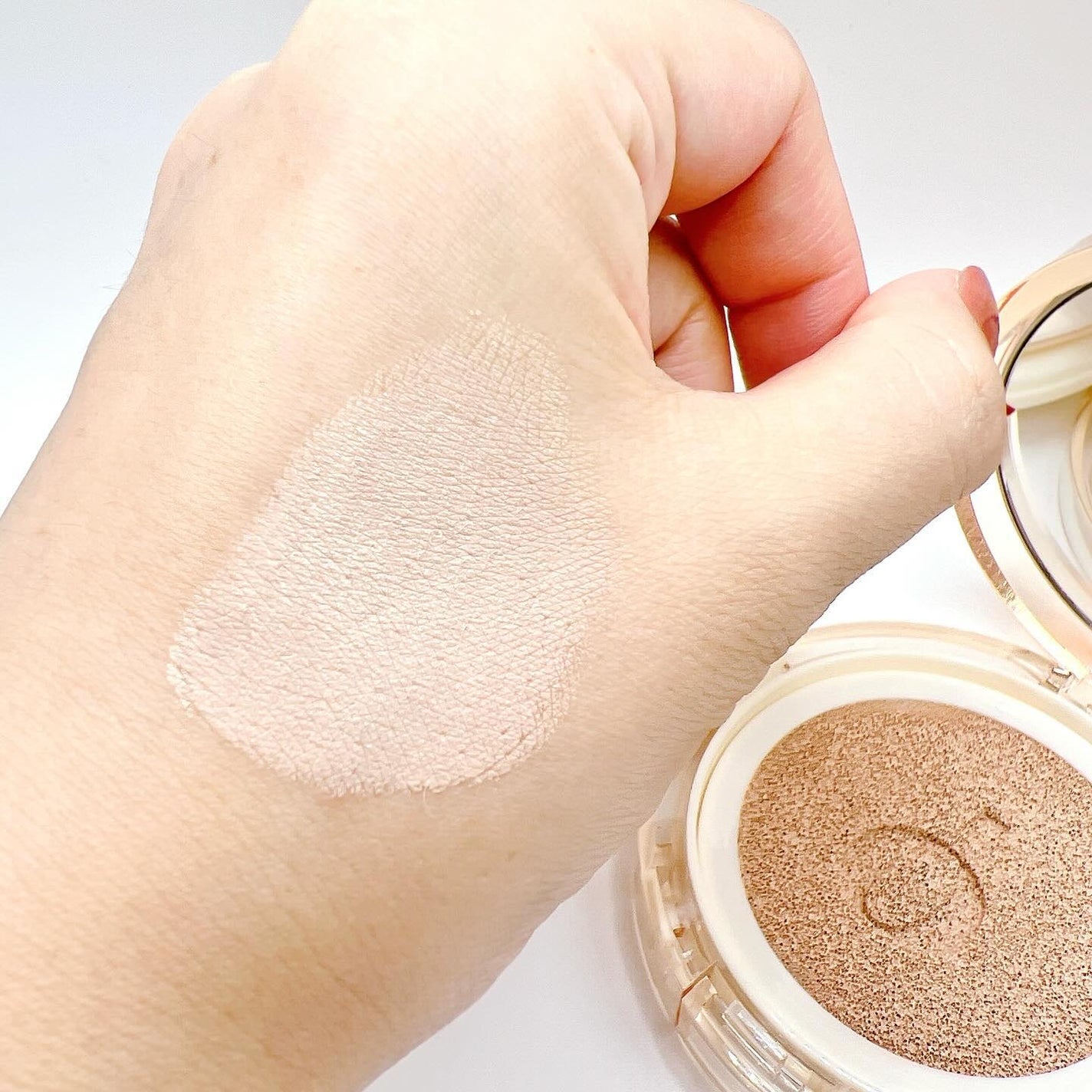 スキンバリアグロウカバークッション/Ongredients/クッションファンデーションを使ったクチコミ(4枚目)