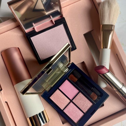 ホリデーコフレ2023〈ジョイピンク〉/エトヴォス/メイクアップキットを使ったクチコミ(3枚目)