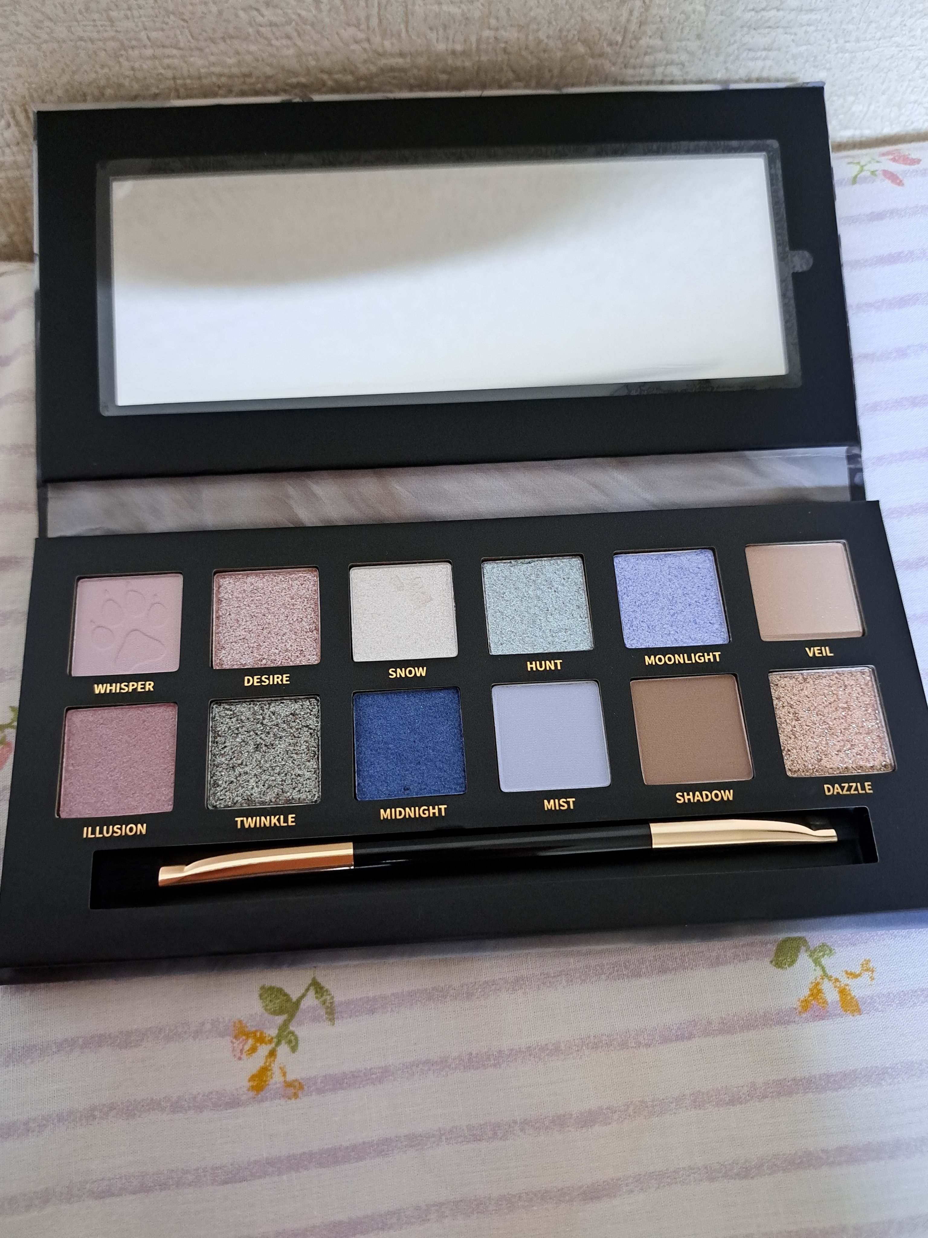 エクスプローラ12色 動物アイシャドウパレット/PERFECT DIARY/アイシャドウパレットを使ったクチコミ（2枚目）