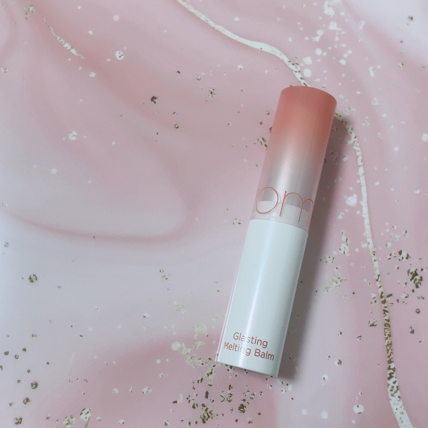 グラスティングメルティングバーム/rom&nd/リップバームを使ったクチコミ(2枚目)