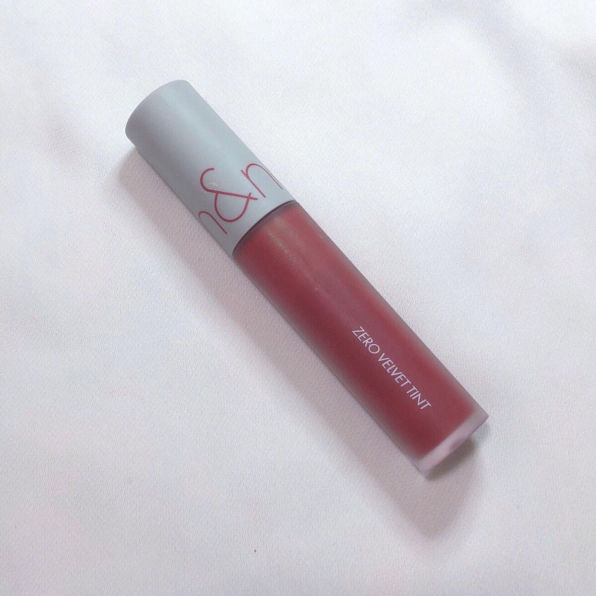 ゼロベルベットティント 05 ウィッティ(WITTY)/rom&nd/リップティントを使ったクチコミ（3枚目）