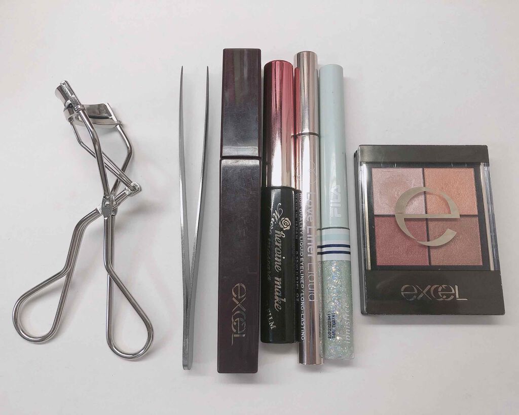 innisfree×FILA トゥインクル グリッター ホログラム/innisfree/リキッドアイシャドウを使ったクチコミ（2枚目）