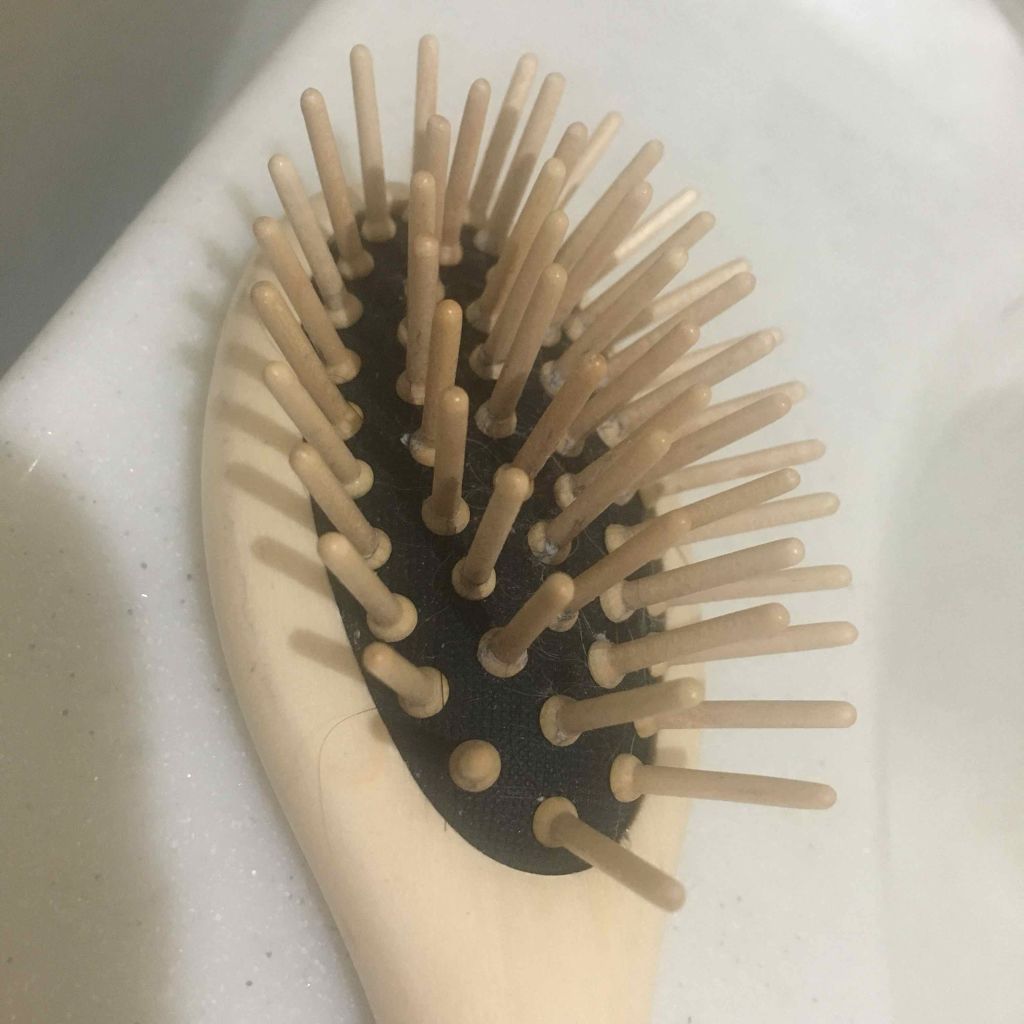 ウッドヘアブラシ ナチュラル/MARKS&WEB/ヘアブラシを使ったクチコミ（3枚目）