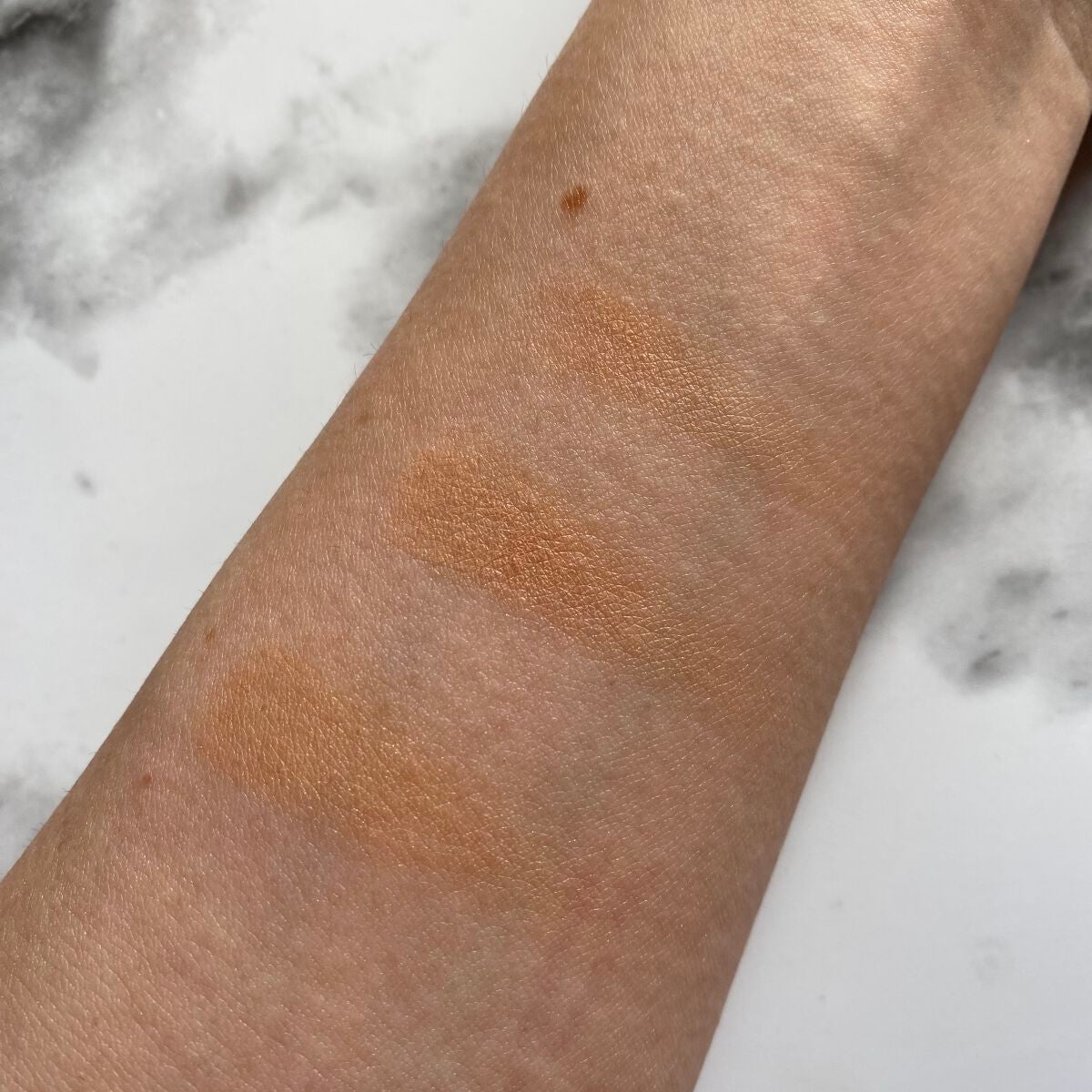 エルメス プラン エア Hトリオ プードル ミネラル ボン ミン/エルメス/プレストパウダーを使ったクチコミ(3枚目)