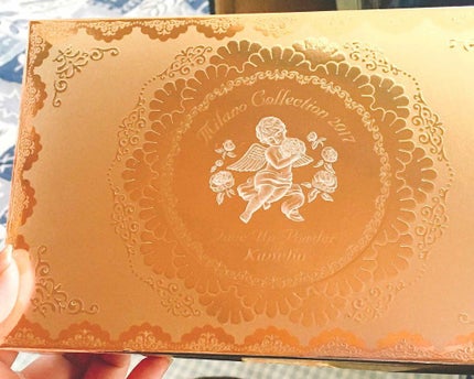 ミラノコレクション フェースアップパウダー<ミラノコレクション2015>のクチコミ「去年 購入したものです。
金額が高価なものだったので買うまで物凄く自分の中で格闘があり財布と.....」(2枚目)