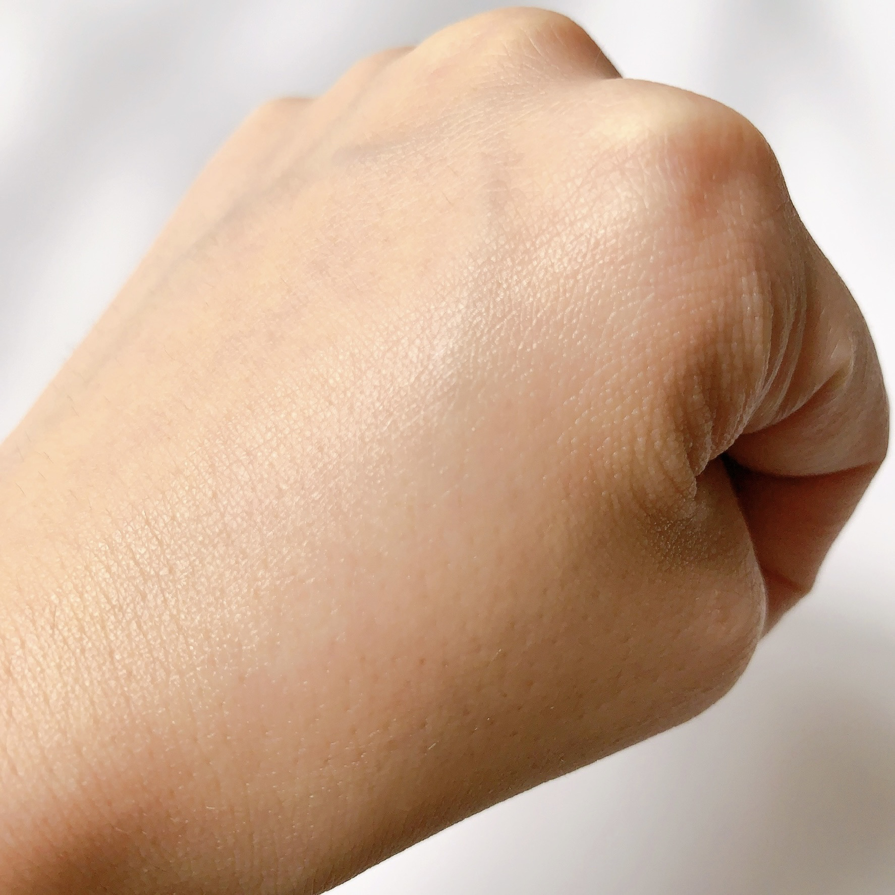 日焼け止めスティック V9ビタミンアンプルスティック CLEAR/JMsolution/日焼け止めスティックを使ったクチコミ（3枚目）