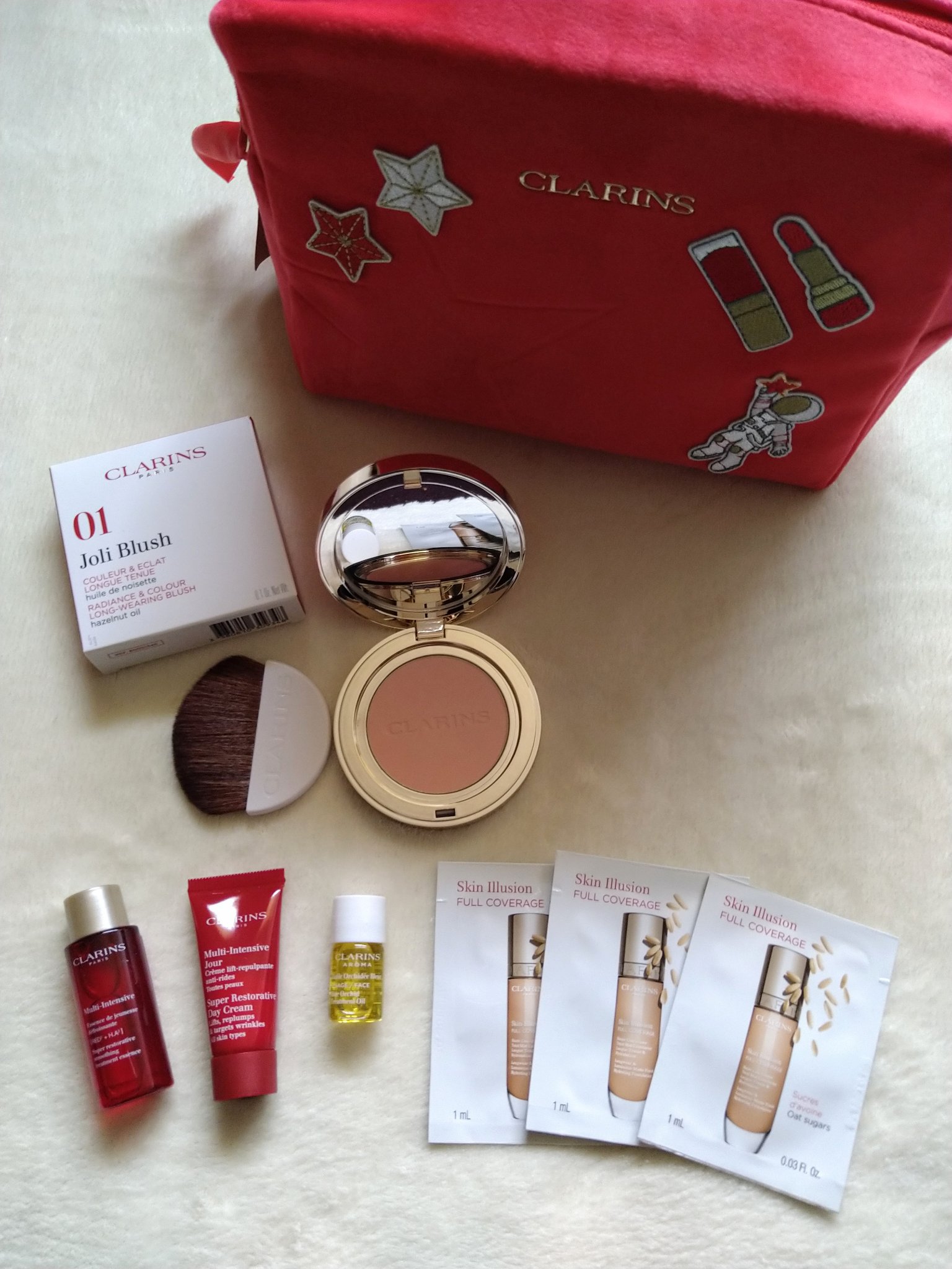 ジョリ ブラッシュ 01 チーキーベイビー/CLARINS/パウダーチークを使ったクチコミ（1枚目）