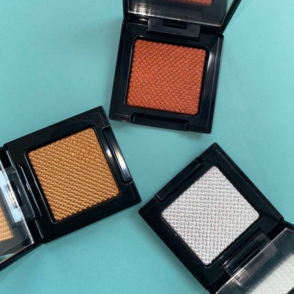 エレガンス ラズル スターアイカラー S02 Golden Knights/エレガンス ラズル /単色アイシャドウを使ったクチコミ(1枚目)